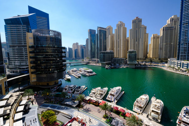 Abu Dhabi/Dubai